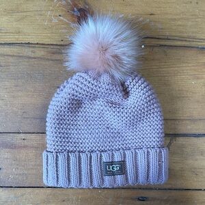 UGG pink Knit Beanie with Pom-Pom